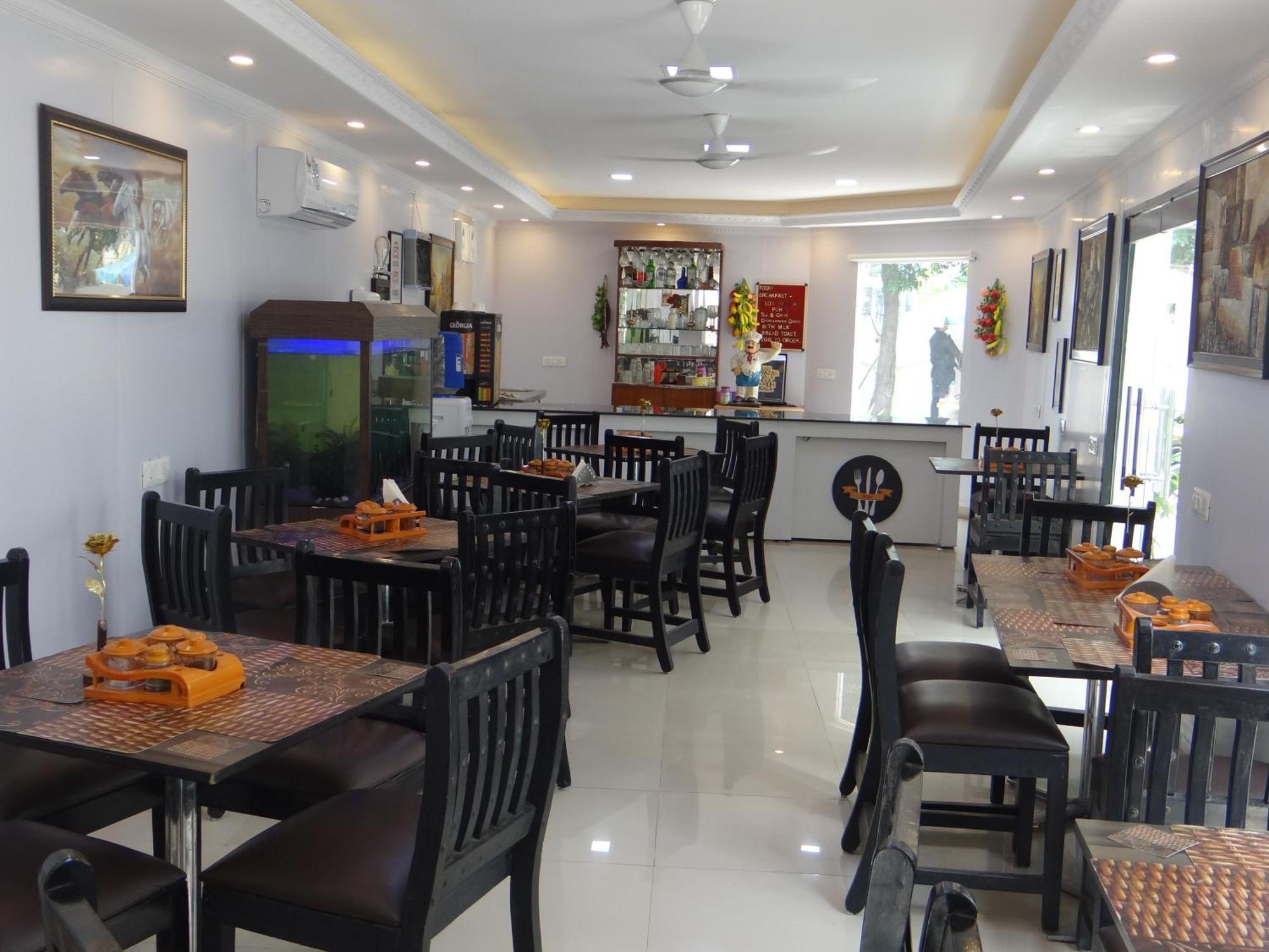 Angel Residency Hotel Greater Noida Kültér fotó