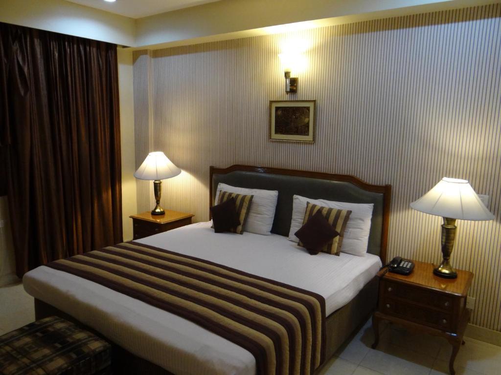 Angel Residency Hotel Greater Noida Szoba fotó