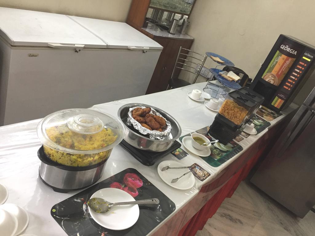 Angel Residency Hotel Greater Noida Kültér fotó